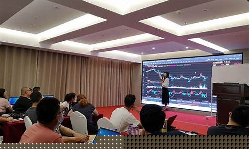 侯老师期货(侯婷婷读懂期货k线)_https://www.gfdzclz.com_创业板_第1张